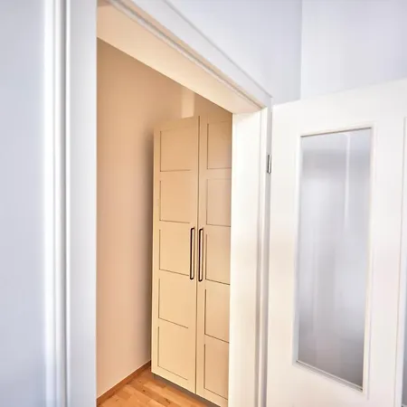 Historisches Deluxe Im Marianum Apartment Neuss