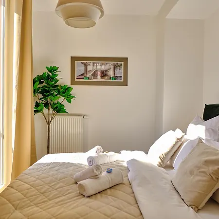 Historisches Deluxe Im Marianum Appartement Neuss