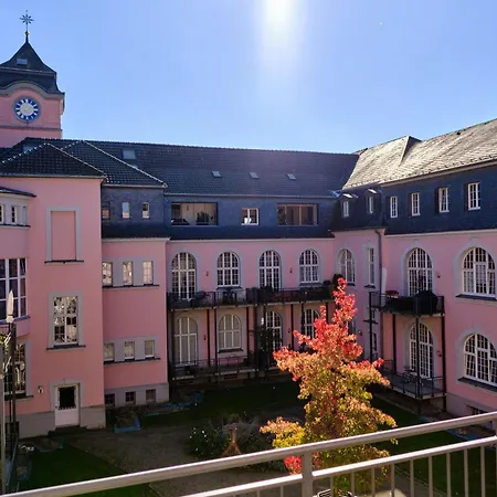 Appartement Historisches Deluxe Im Marianum Neuss
