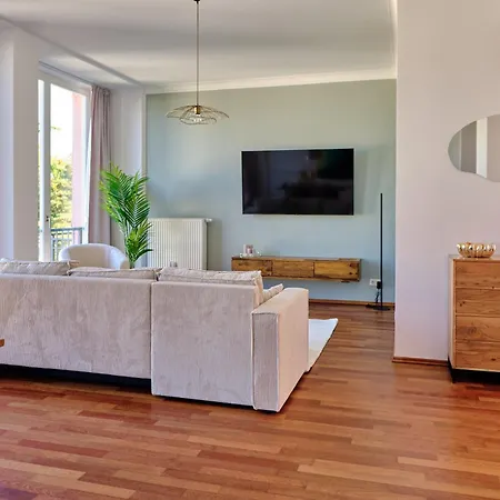 Historisches Deluxe Im Marianum Neuss