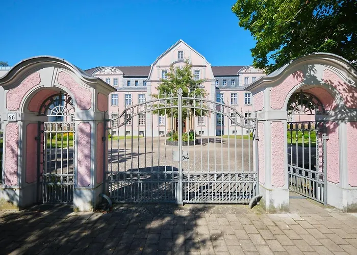 Historisches Deluxe Im Marianum Neuss